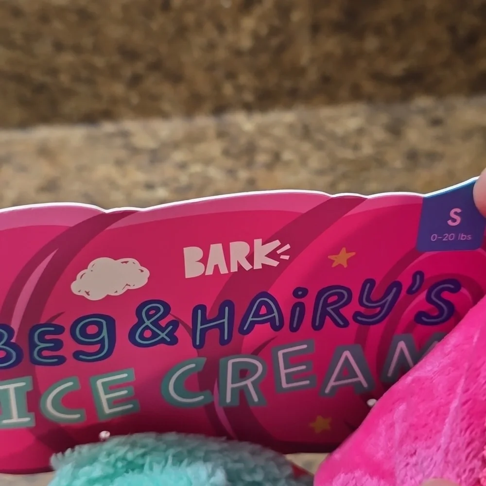Bark‎ Beg & Hairy's Pink and Teal Ice Cream Toy NWT Size Small 0-20 Pounds